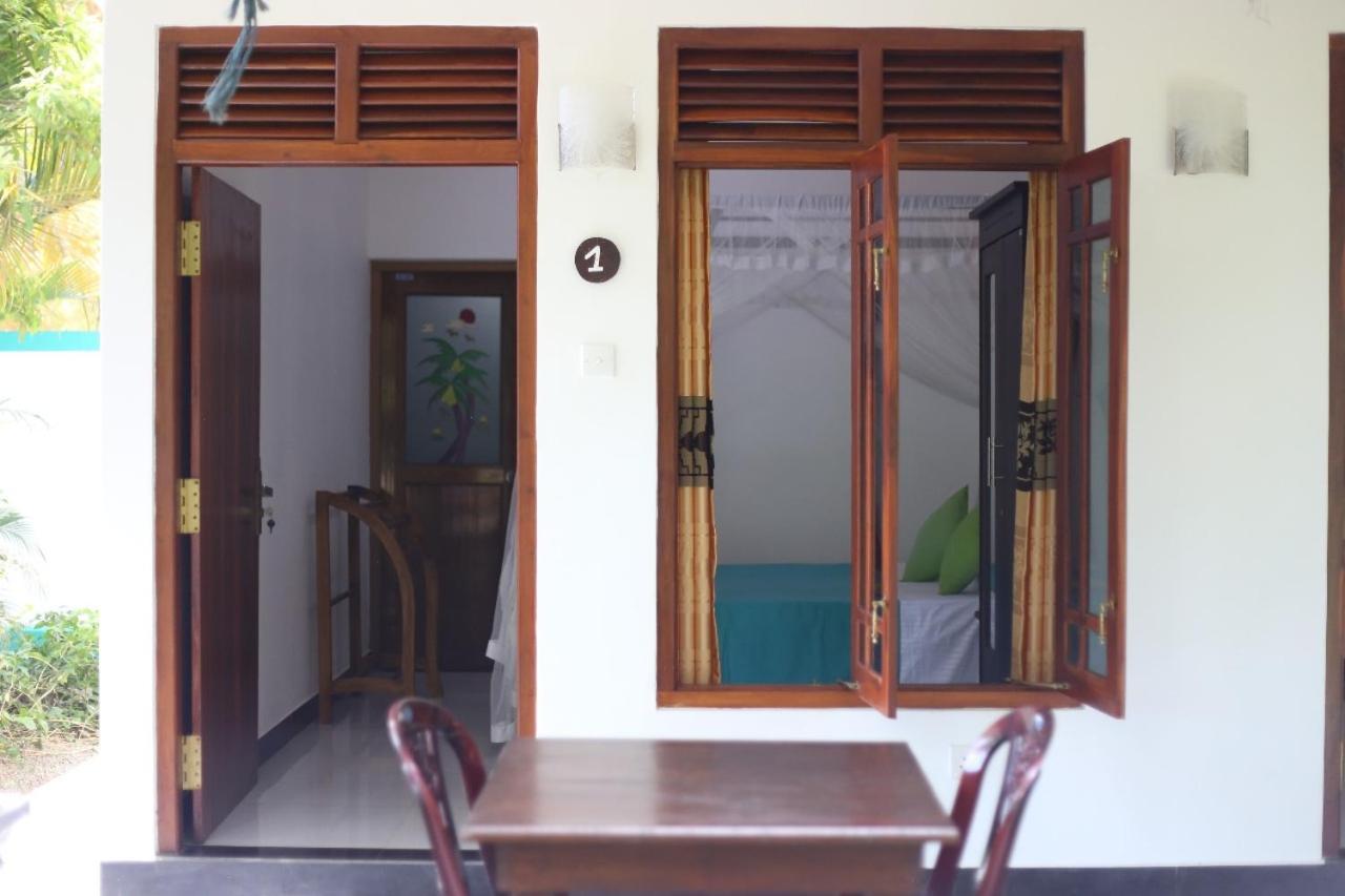 Bakery Family Guest House Mirissa Exterior photo